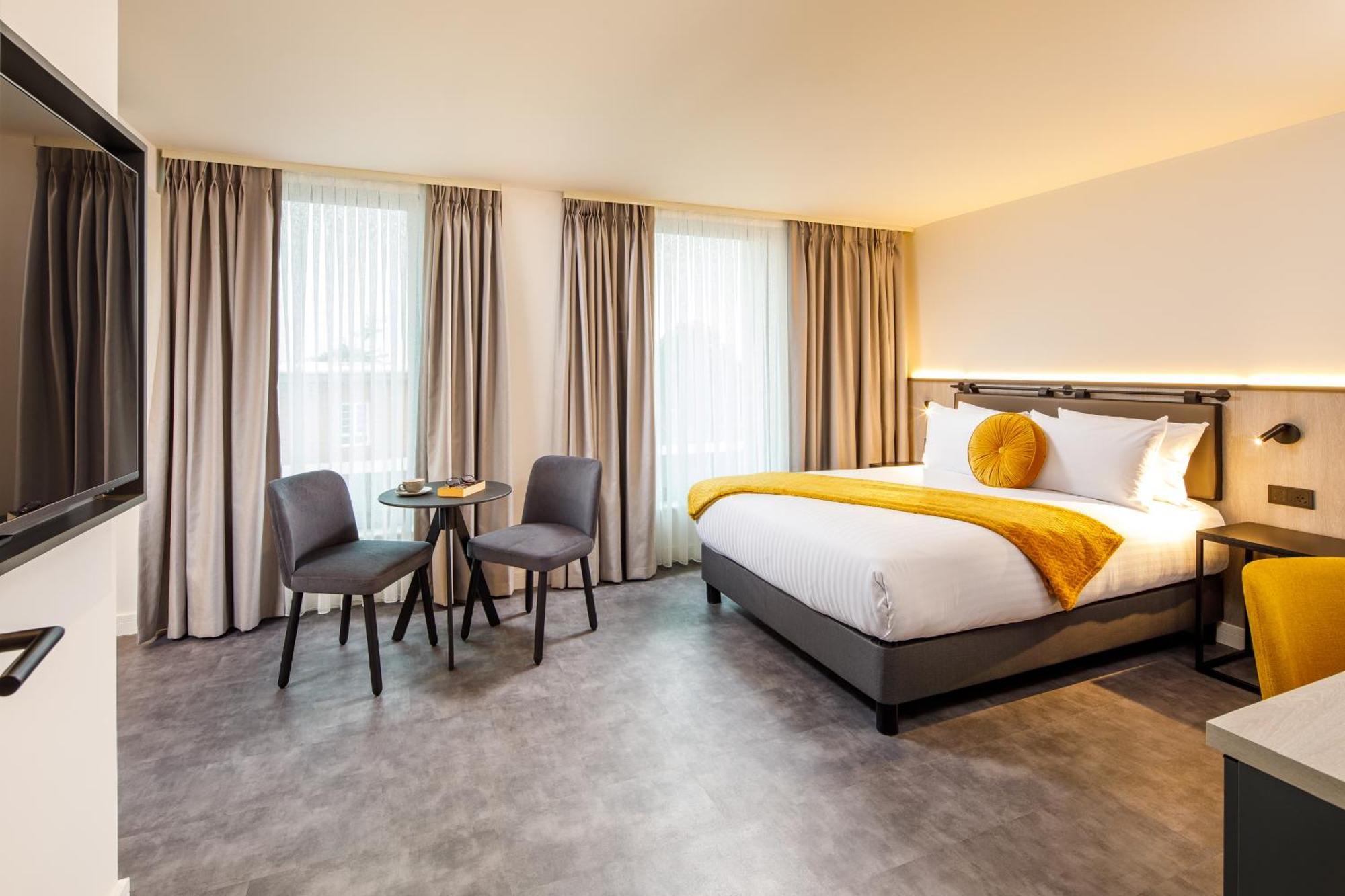 Southgate Hotel London East Barnet 外观 照片