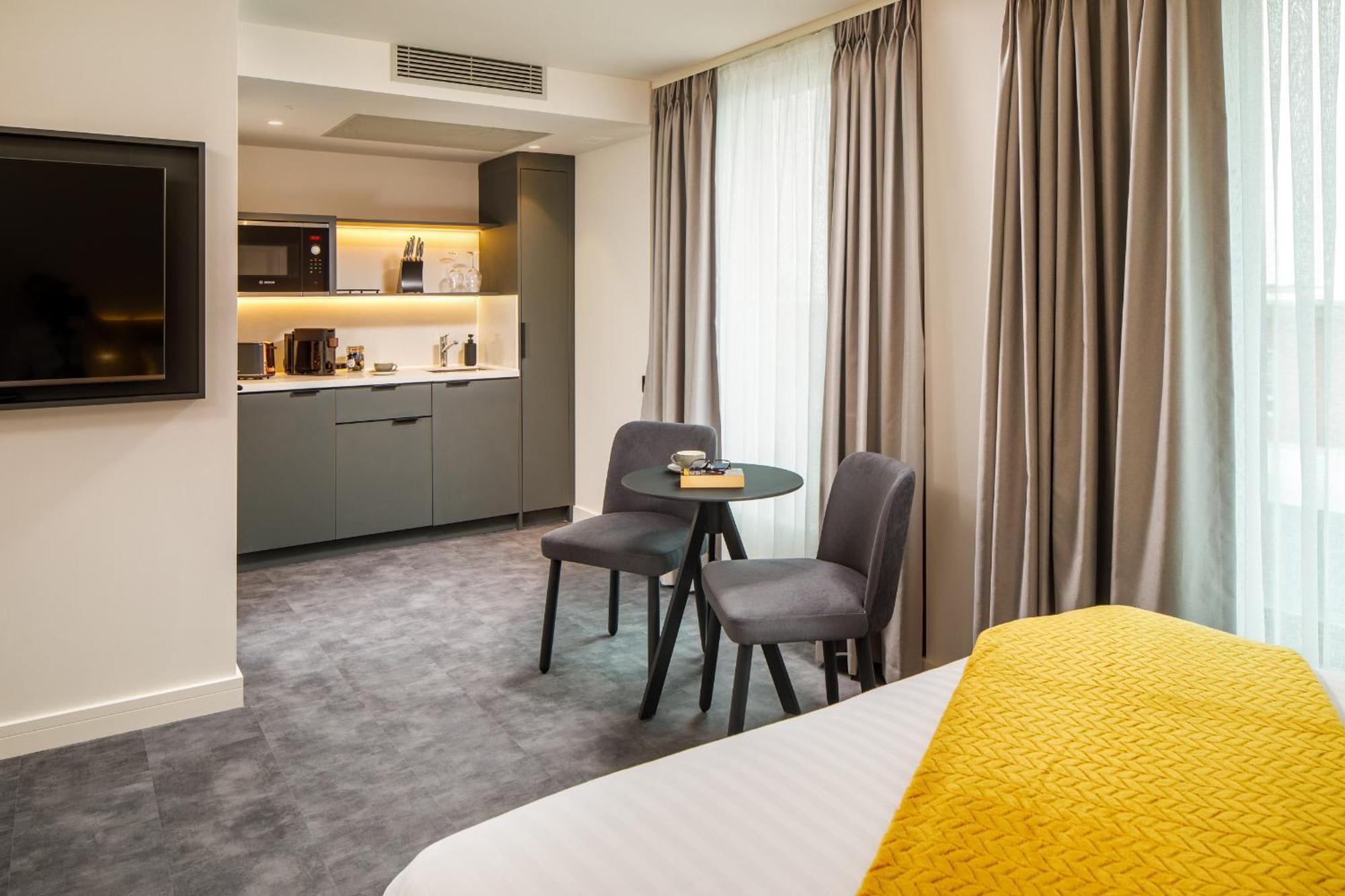 Southgate Hotel London East Barnet 外观 照片